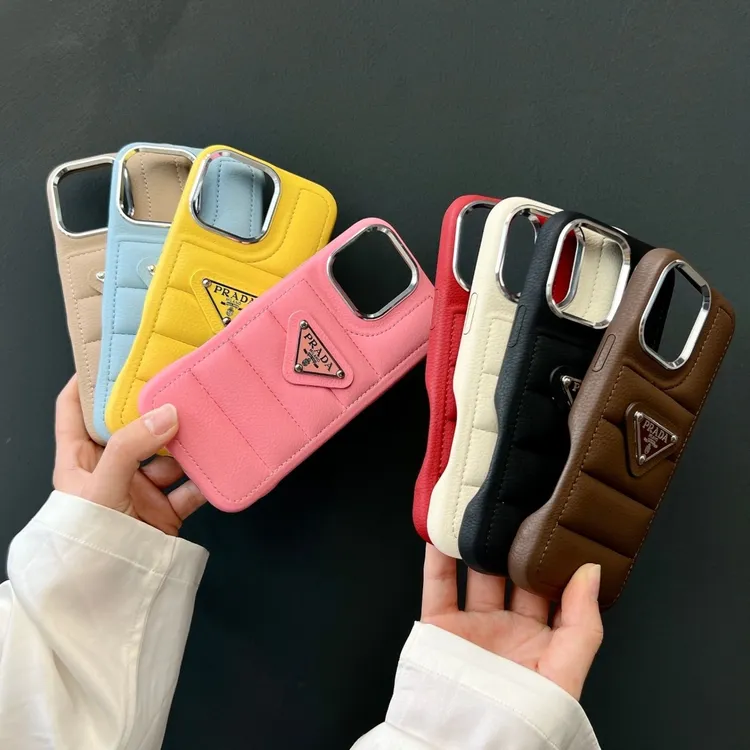 立体横条羽绒服+标适用苹果14promax手机壳iPhone16创意保护套15p