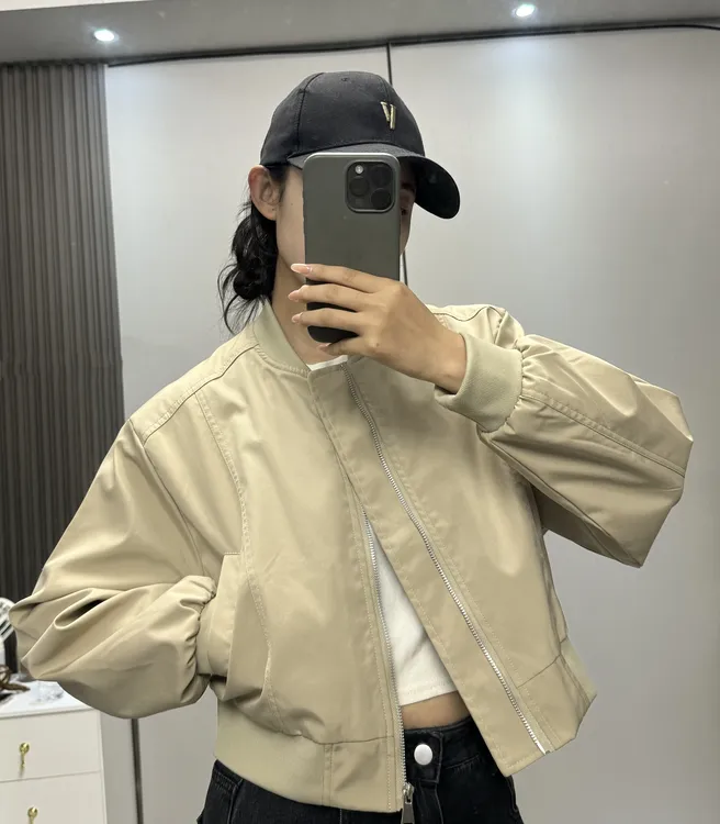 秋季外套女夹克百搭休闲小个子简约时尚立领棒球服上衣宽松洋气