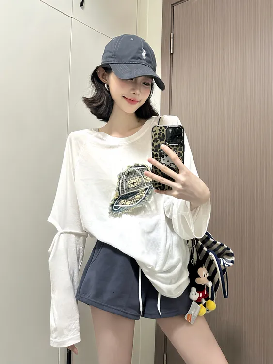 花生酱 原创设计感微透感牛仔贴花防晒罩衫辣妹长袖t恤空调衫上衣
