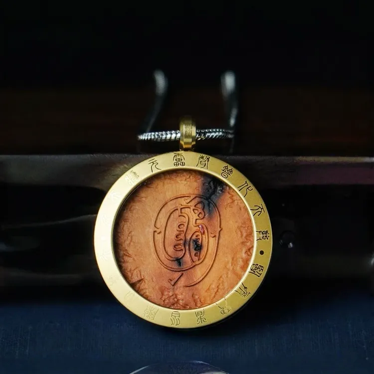合金木质吊坠 【龙虎山】雷击枣木金光雕刻纪念收藏款吊坠挂坠商品图
