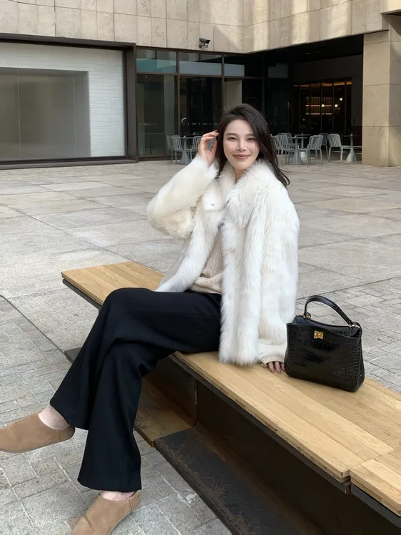 BIG WHITE REMADE“暖冬限定”皮毛一体意式奢感时尚风外套D6L123