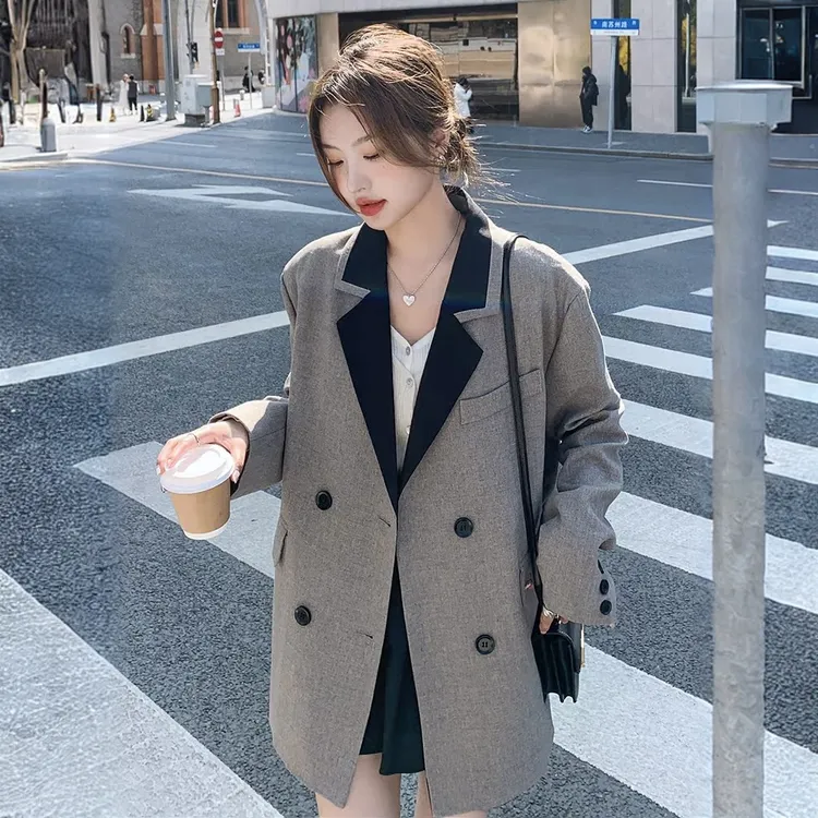 奥顿思兰迪设计感小众西装外套女春秋季韩版宽松休闲正肩小西服