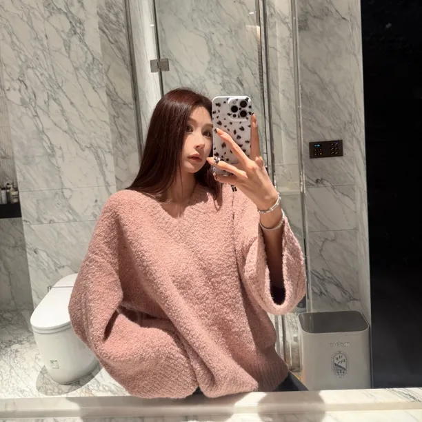 【温润如梦】藕粉色V领软糯温柔百搭套头毛衣