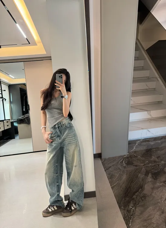 2025春季新款高级气质灰色显瘦背心简约复古设计感洗水牛仔裤套装