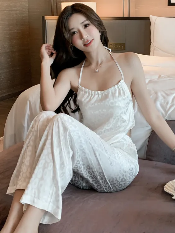 2025新款夏季女士冰丝睡衣女时尚吊带长裤两件套提花可外穿家居服