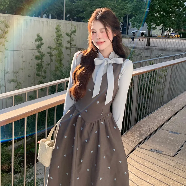 【黄不烦专属】初秋碎花背带连衣裙子女2025早秋韩系穿搭一整套装长裙高级感7229