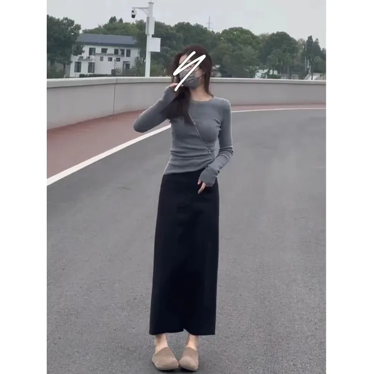 秋季修身显瘦气质圆领针织衫长袖内搭打底上衣+开叉半身裙套装