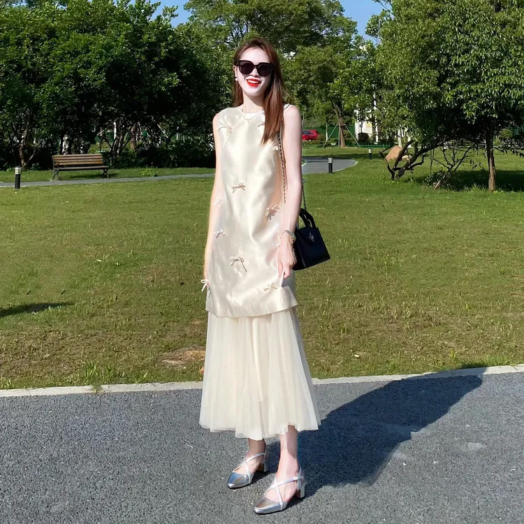 小香风蝴蝶结无袖背心连衣裙女夏季独特漂亮减龄2025超火一套夏装