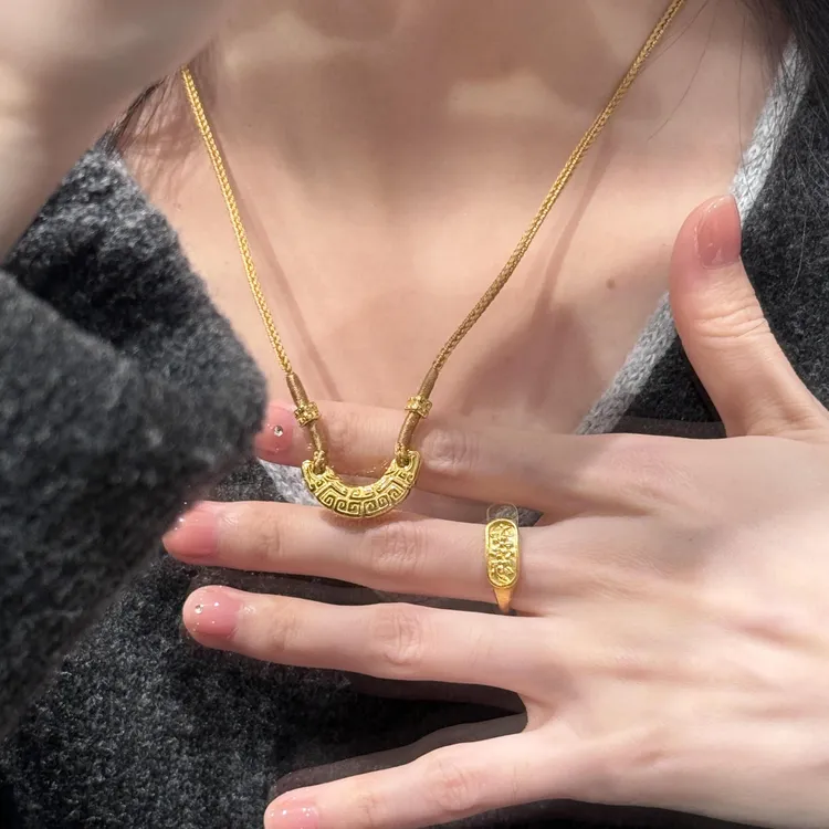 铜合金项链 吉祥如意金色项链女显气质横锁编绳项链毛衣链高级感