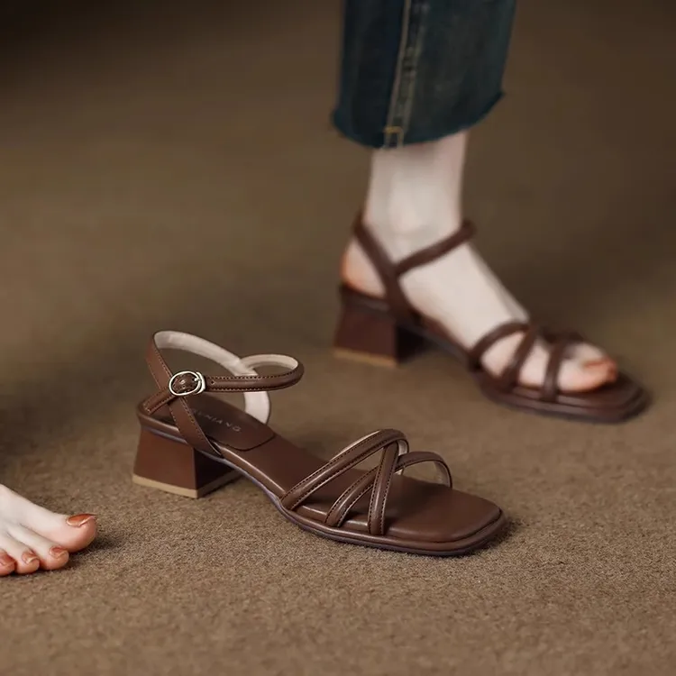 2025夏季新款时尚中跟仙女风法式温柔外穿配裙子夏天女款罗马凉鞋