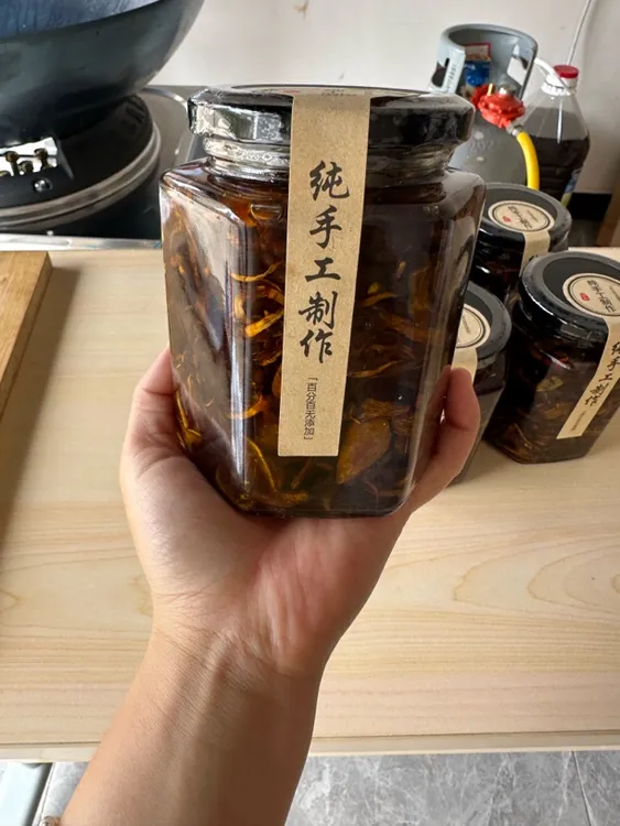 现炸云南野生鸡枞菌油牛肝菌油纯手工制作