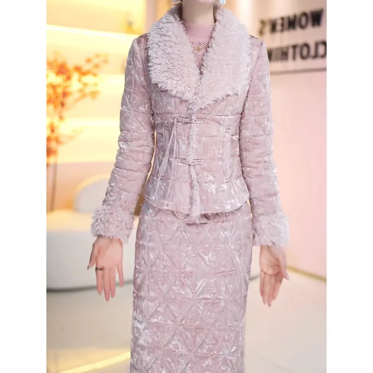 拉夏贝尔小香风时尚毛领优雅套装2025冬季新款高端加厚裙装两件套