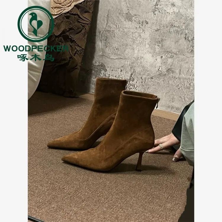 啄木鸟法式气质尖头高跟短靴女瘦瘦靴2025秋冬新款绒面细跟时装靴