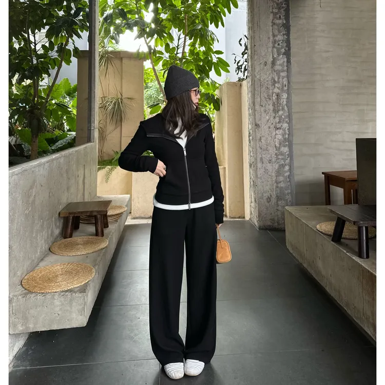 Our2【黑色瘦瘦套装】休闲气质感时尚显瘦外套休闲裤套装【X5955】