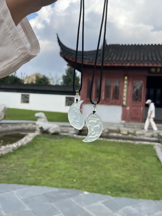 天然岫玉龙凤配 冲销量款
