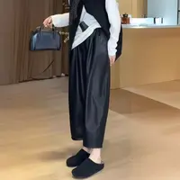 【搭配】早秋新款休闲气质皮裤