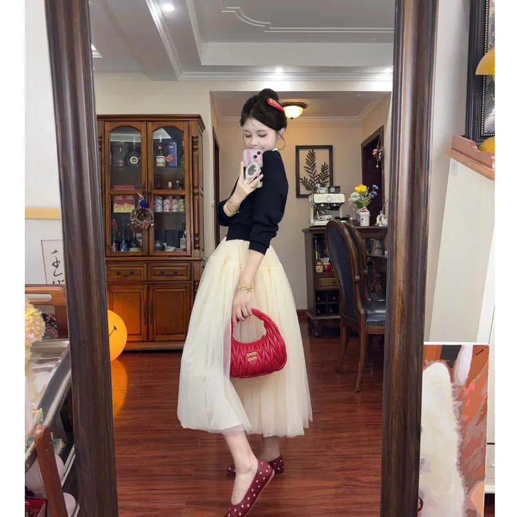 秋装女装网红小众炸街高级感衣服时尚洋气裙子套装时髦气质两件套