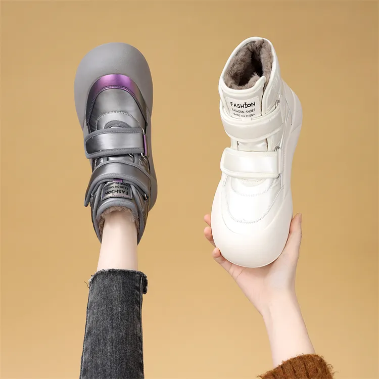 白色厚底雪地靴女2025冬季新款加绒加厚保暖短靴兔毛防滑东北棉鞋