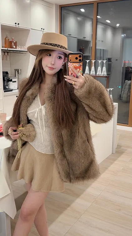 HENGXIN(侘寂北岛)秋冬新款时尚休闲网毛毛外套