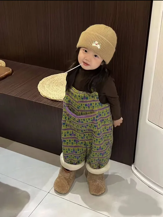 儿童加绒背带裤2025秋冬洋气套装男女宝宝打底衫裤子男童加厚冬裤