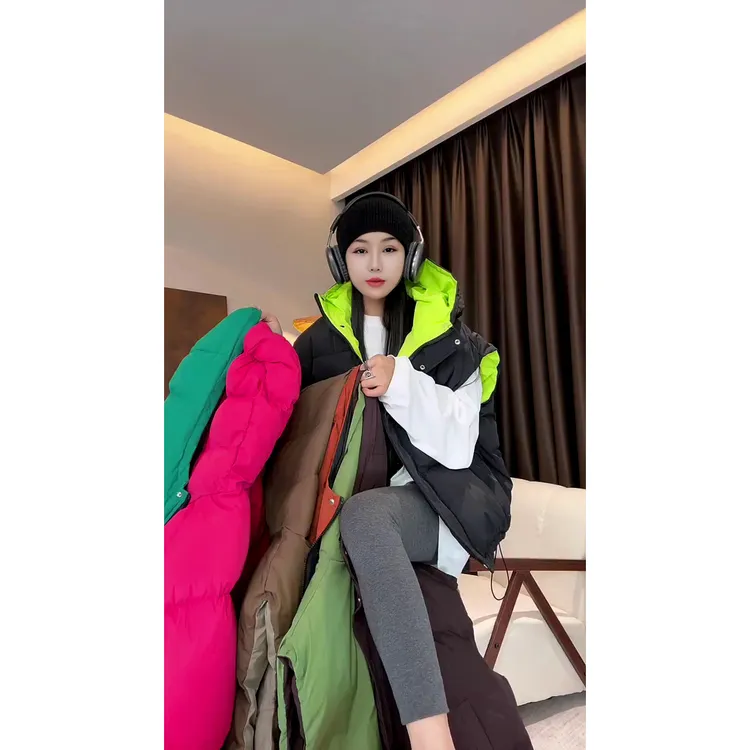 欧货时尚百搭撞色雾面感拉链连帽棉服马甲