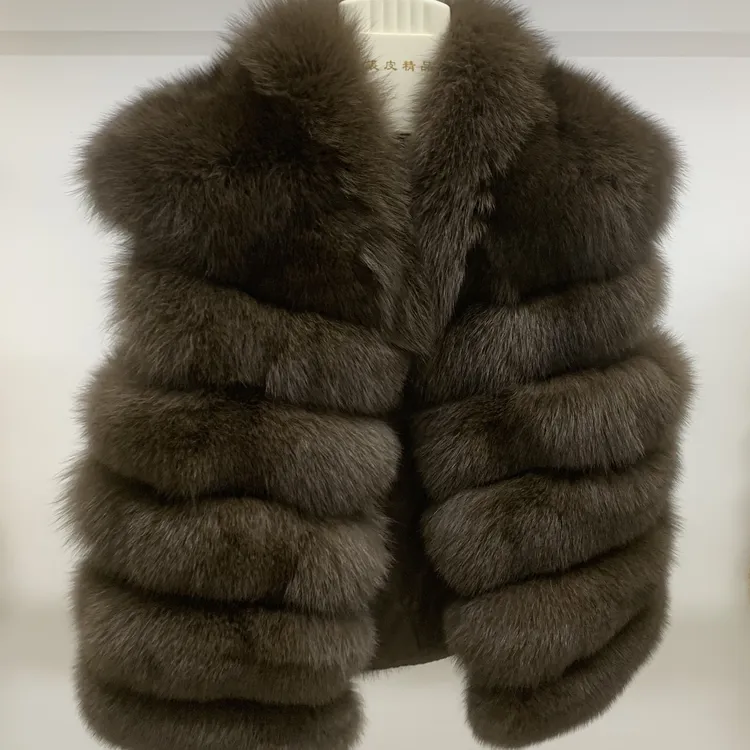 2025年新款狐狸毛短款马甲告白气球款百搭时尚外套