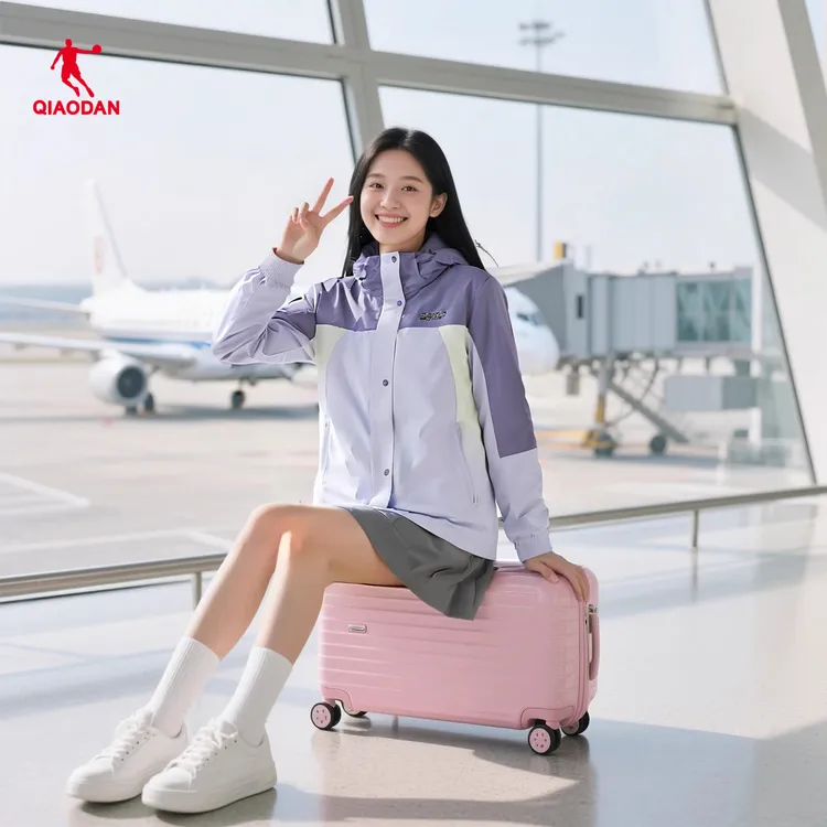 乔丹女梭织风衣2025年秋季新款运动休闲外套商场同款QDFFD2254404
