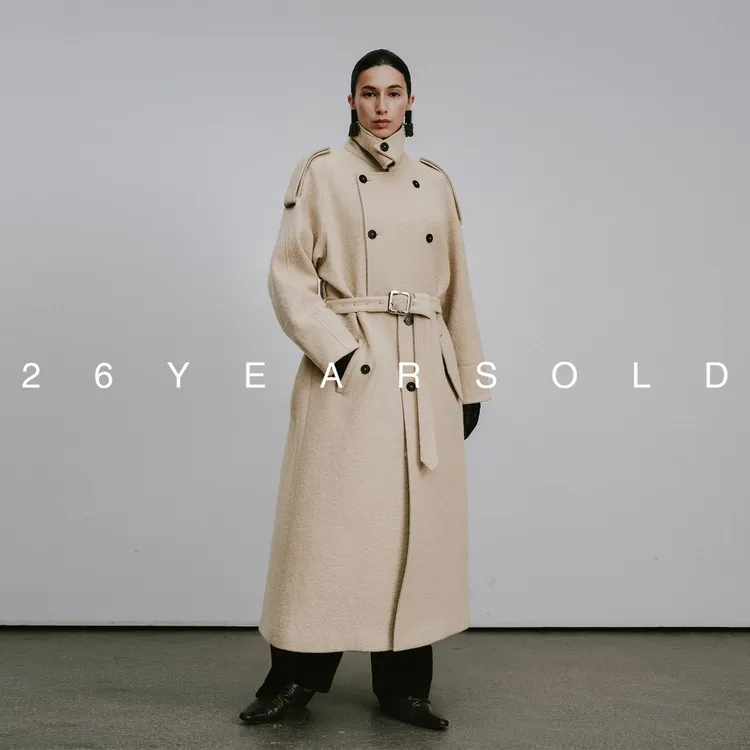 26YEARSOLD26YEARSOLD原创设计厚款毛呢外套插肩袖复古风大衣3701