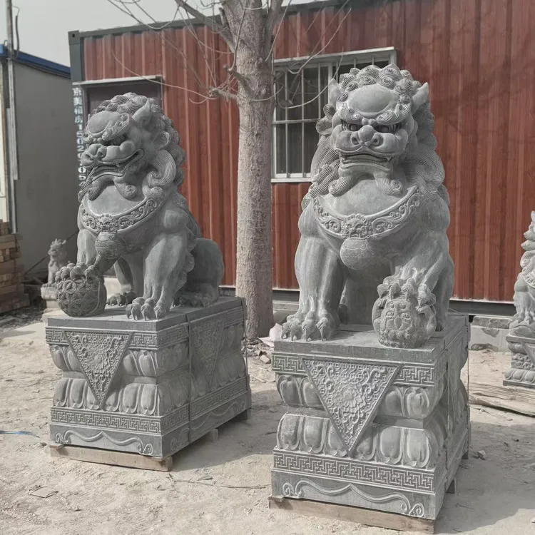 北京故宫狮子风格青石整雕支持定做大型石雕摆件精品故宫石狮