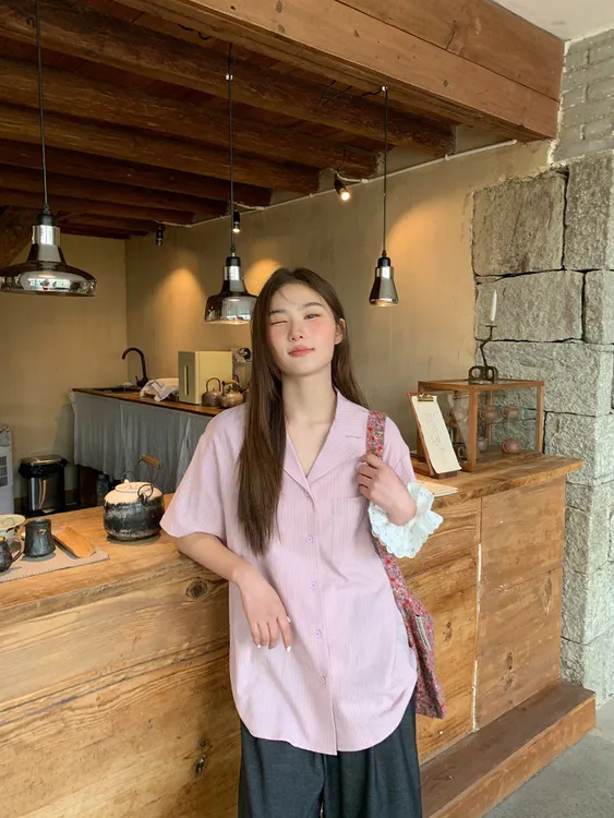 条纹序曲～古巴领条纹短袖衬衫女夏2025新款洋气小衫宽松V领上衣