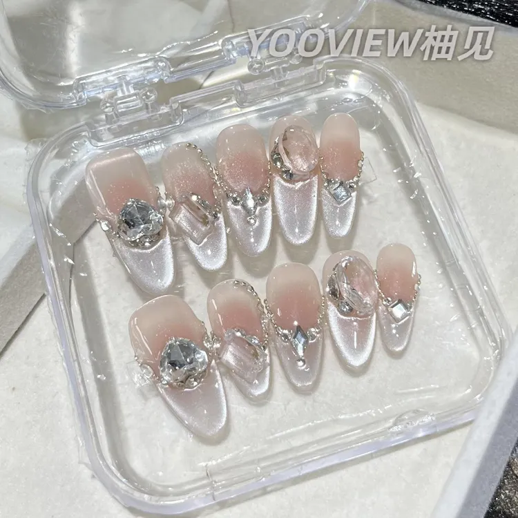 高级感穿戴甲公主日记【实拍】纯手工光疗穿戴甲美甲白开水腮红猫眼