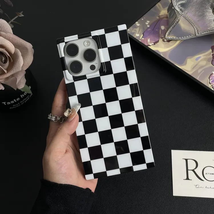 ins黑白格子简约日韩小众方形防摔保护壳适用苹果16promax/15pro