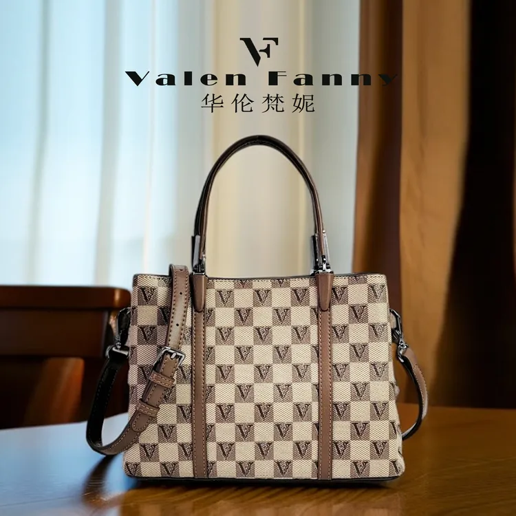 VF华伦梵妮品牌女包棋盘格托特包时尚轻便手提单肩斜挎包VF8661