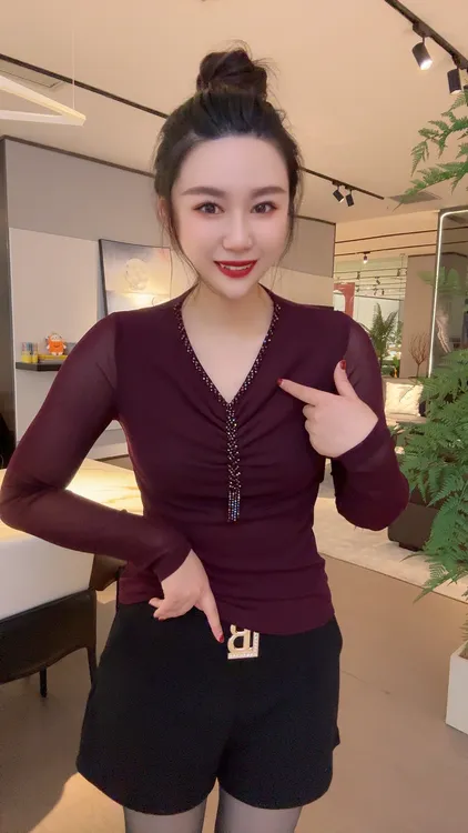 新女款2025串珠上衣