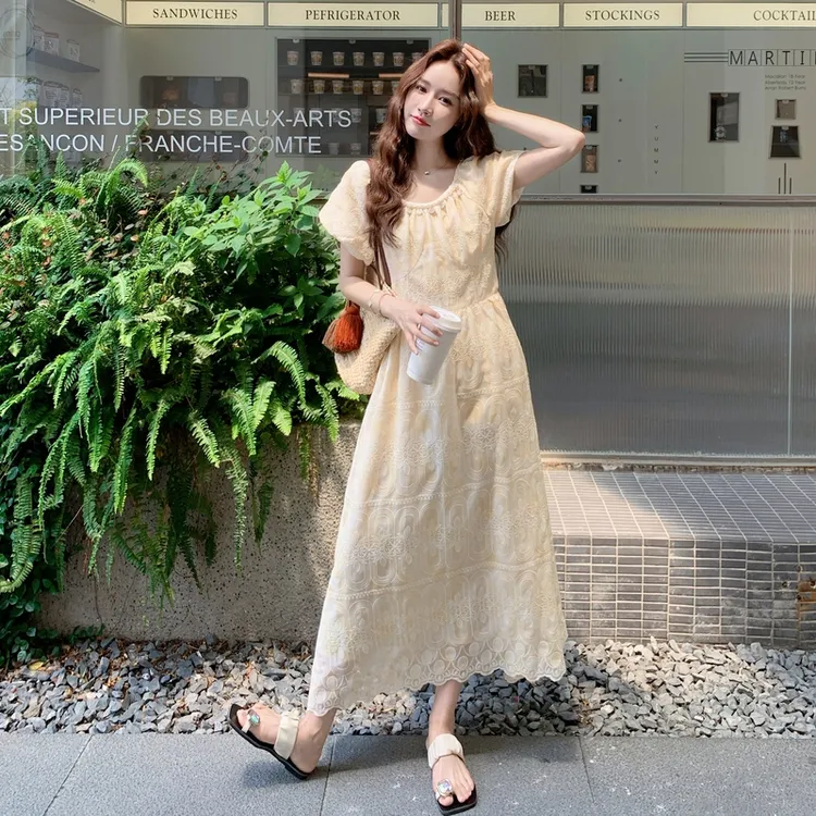 法式刺绣连衣裙2025新款今年流行爆款夏天巨好看女生韩系ins衣服