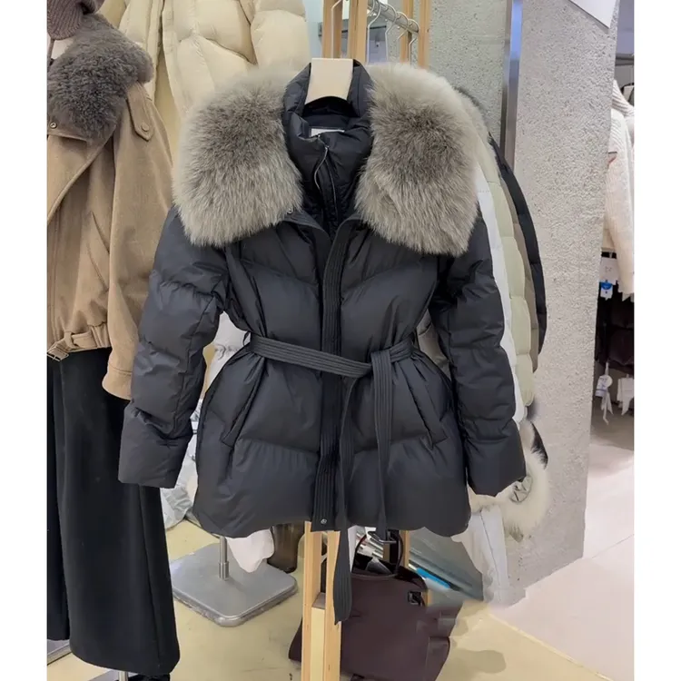 黑色大毛领羽绒服女2025冬季新款爆款小个子韩系收腰90白鸭绒外套