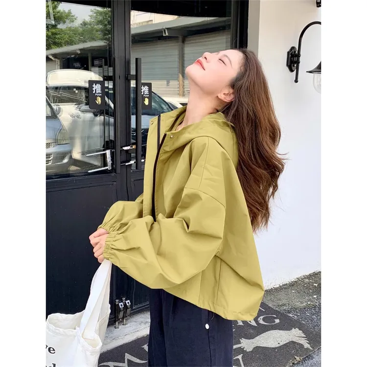 德国橘色春秋2025新款女款韩系流行设计感夹克宽松冲锋衣工装外套