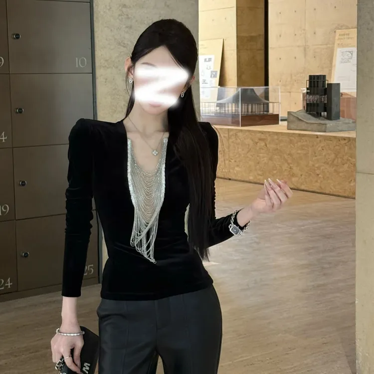 “隐适美”设计感ins风纯欲丝绒链条水钻流苏修身T恤秋冬显瘦上衣