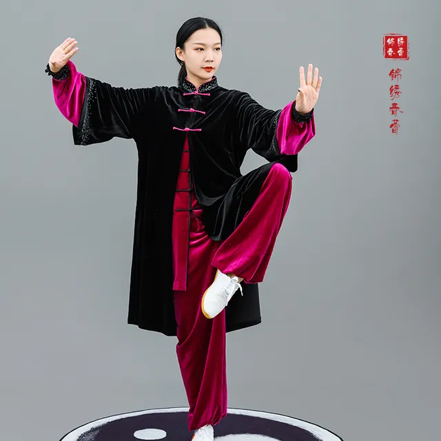 马蕾太极秋冬新款比赛服武术练功表演服南韩绒奥钻晨练加厚金丝绒