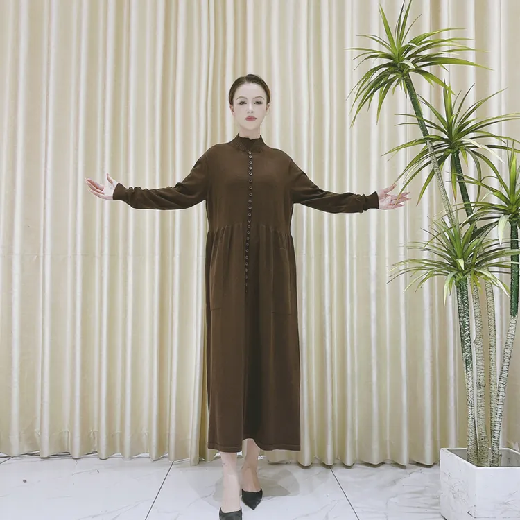 9757咖啡色设计款羊毛气质秋冬长款轻奢针织连衣裙时尚复古