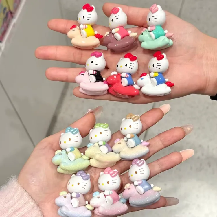 正版三丽鸥HelloKitty童心小马萌趣豆萌粒盲袋确认款摆件女生礼物