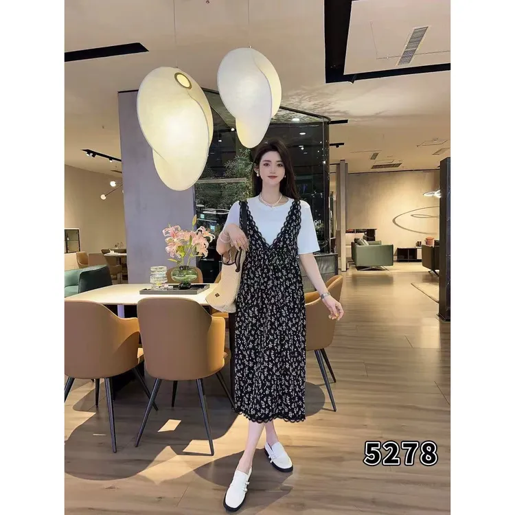 （王美丽）韩版洋气减龄收腰显瘦吊带碎花连衣裙T恤套两件套5278