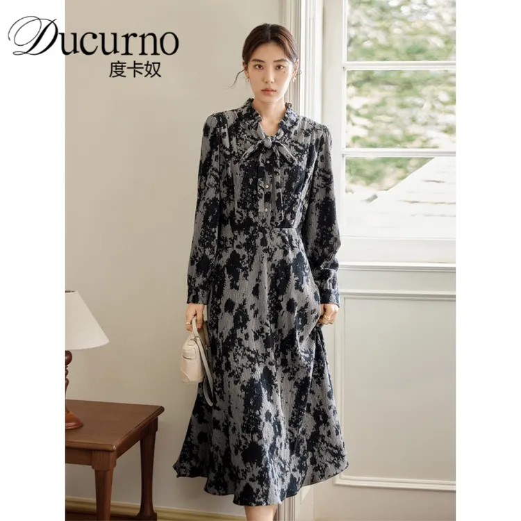 时尚复古斑驳灰大码连衣裙女2025春秋季新款微胖mm高级感显瘦长裙