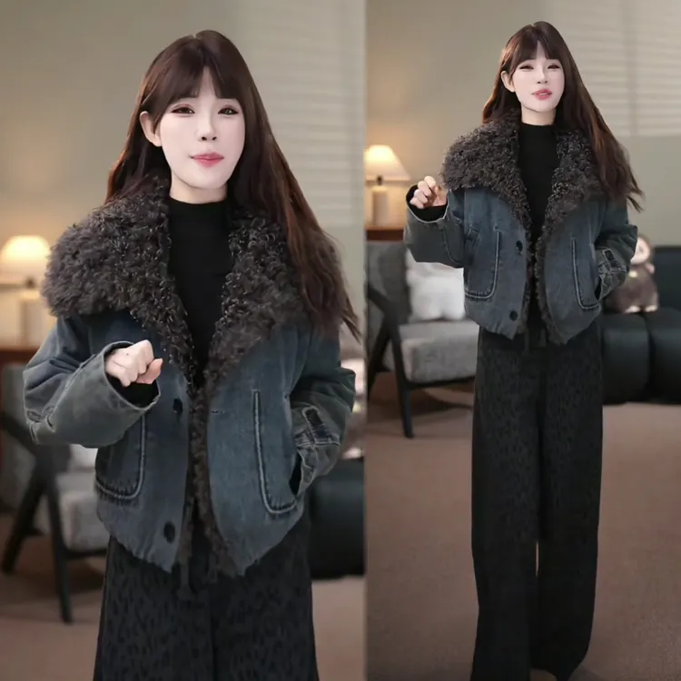 复古毛领牛仔棉衣女士时尚穿搭2025冬季新款高级感百搭显瘦棉袄子