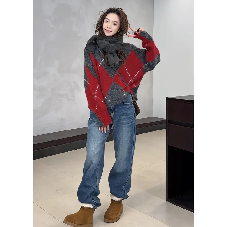 小静静一会【菱格拼色毛衣 】2025冬款撞色毛绒感上衣 2512C8962