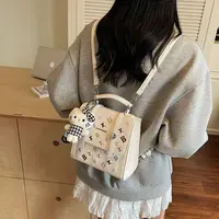 艾米家女包2025新款日常休闲百搭斜挎包潮流洋气通勤学院风双肩包