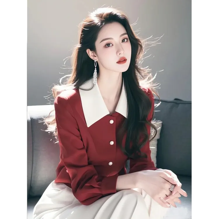 2025春装新款高级感轻奢减龄法式上衣超好看酒红色衬衫裤子套装