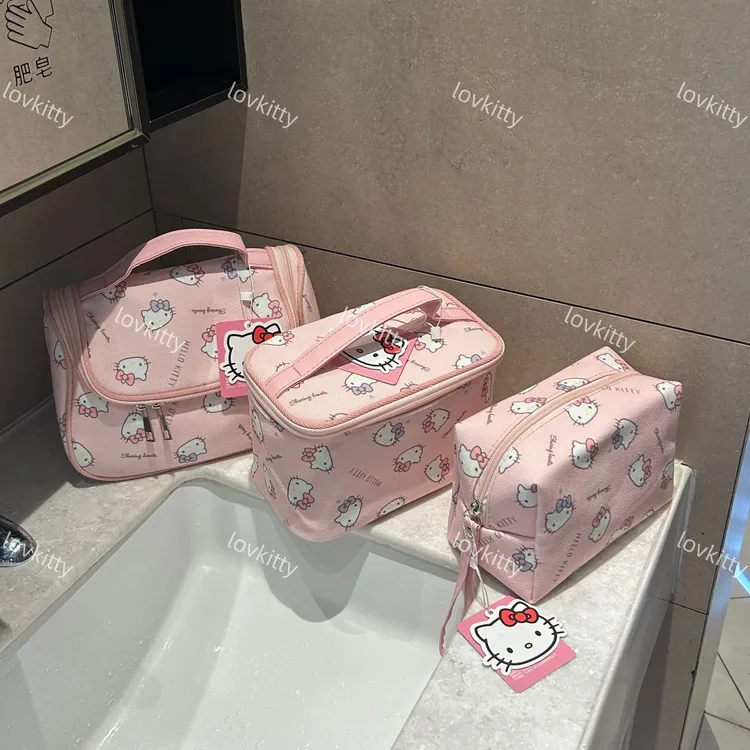 三丽鸥正版HelloKitty便携可爱大容量手提收纳包粉色少女心化妆包