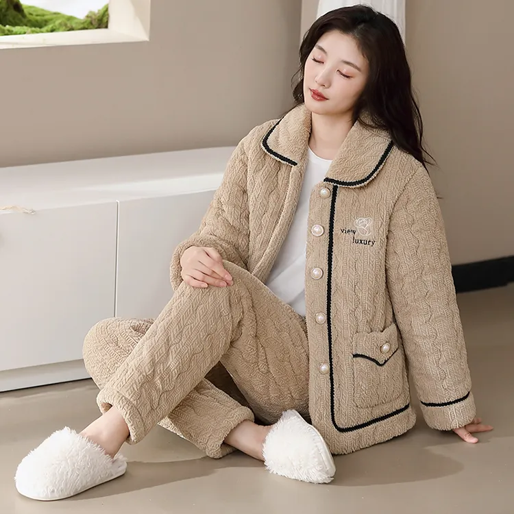 黑色小香风珊瑚绒夹棉睡衣女秋冬三层加绒加厚保暖棉袄冬天家居服