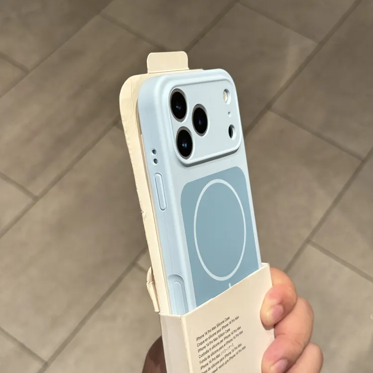 液态硅胶全包适用苹果17手机壳磁吸iPhone16Promax软壳15防摔简约